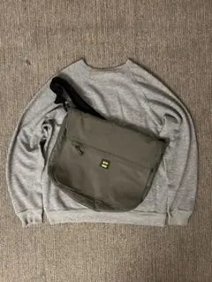 90's Nike ショルダーバッグ カーキ 90's Nike ショルダーバッグ カーキ