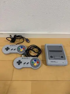 Nintendo スーパーファミコン ミニ　本体 コントローラー2個セット