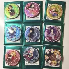 鬼滅の刃　ニジゲンノモリ　ネオン缶バッジ コンプリート　9点
