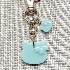 チャーム レジン キーホルダー ハンドメイド ミントグリーン クマ