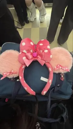 ディズニー　イヤリング　カチューシャ　ピンク