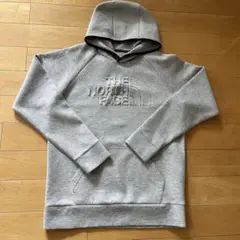 ノースフェイス　パーカー