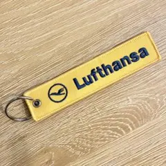 レア❗️エミレーツ航空 CA・パイロット キーホルダー 旧モデル 3種類セット レア❗️エミレーツ航空 CA・パイロット キーホルダー 旧モデル