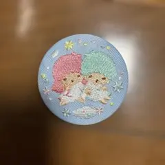 リトルツインスターズ　キキララ　刺繍缶バッジ