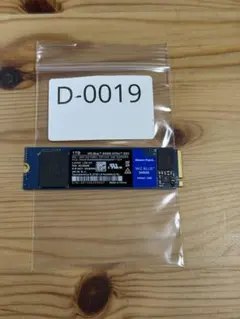 じ*ん様 M.2 2280 NVMe 1TB SSD TLD-M3A01T3 2 - メルカリ