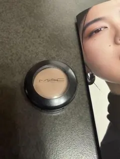 MAC スモールアイシャドウ サンドストーン