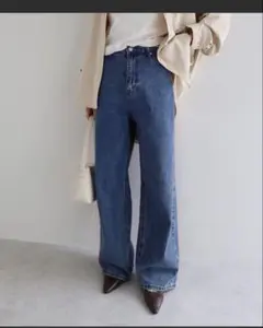 カーブデニムパンツ　evernavyのサムネイル