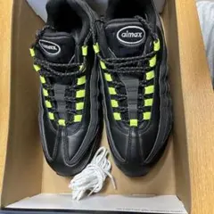 NIKE AIR MAX 95 ブラック ネオンイエローのサムネイル
