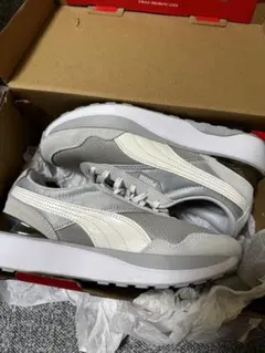 PUMA スニーカー グレー ホワイト