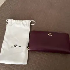 COACH バーガンディ 長財布