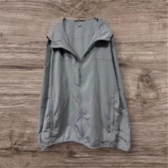 UNIQLO グレー ナイロンジャケット　XLサイズ フード付き　大きめ