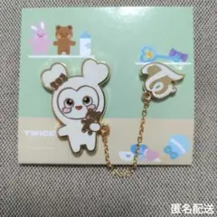 TWICELIGHTS IN JAPAN Baby DAVELY ピンバッチ