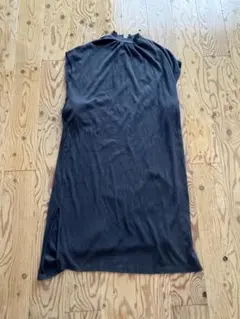 ダークグレー ノースリーブ ワンピース