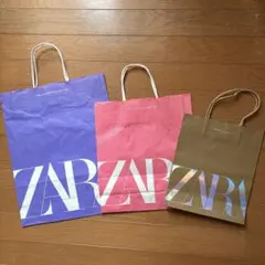 ZARA 限定　ショッパー　ロゴ入り紙袋 3枚セット　パープル　ピンク　キラキラのサムネイル