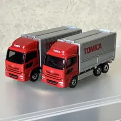 トミカ　日産 ディーゼル クオン トラック ミニカー　2台のサムネイル