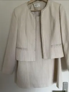 東京ソワール RIFANNE スカートスーツ　ピンクベージュ　9号