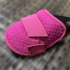 エボシールド　ピンク　レッグガード甲の部分