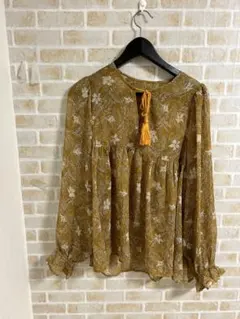 AZUL レディース　カットソー　Mサイズ