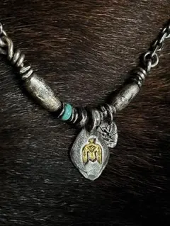 ヴィンテージ イーグルチャームネックレス ナバホ族スタイル 金鷹