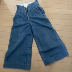 Item thumbnail for item 32ac4002-57ff-49bf-a7c6-b7c5d335ddd1