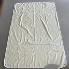 【訳あり】アイリスオーヤマ 防水シーツ クリーム色 約165cm x 88cm