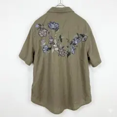花柄刺繍 半袖シャツ【3L〜4L相当】体型カバー　レトロ　カーキ