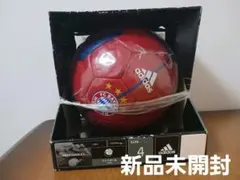 サッカーボール4号　クラブライセンス　バイエルンミュンヘン　希少　アディダスのサムネイル