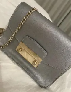 FURLA メトロポリス　シルバー