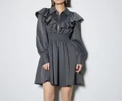 rienda グレー フリル付きワンピース