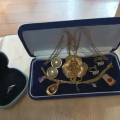 遺品整理生前整理アクセサリー纏めK18アイオライト、アメジストSilver、珊瑚