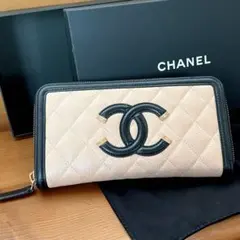 CHANEL CC filigreeキャビアスキン ラウンドファスナー長財布のサムネイル