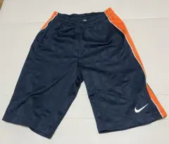 NIKE ナイキ　メンズ　ハーフパンツ　短パン　Mサイズ