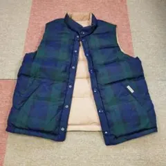 【オオサン専用】ミキハウス　リバーシブルのダウンベスト140