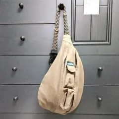 KAVUショルダーバッグのサムネイル