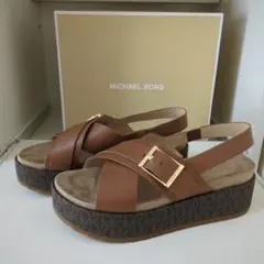 MICHAEL KORS ブラウン プラットフォームサンダルのサムネイル
