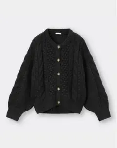 ケーブルコクーンカーディガン　長袖ニット　GU