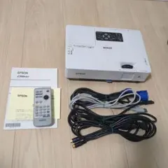 EPSON EH-DM30 DVD一体型プロジェクター「8060 - メルカリ