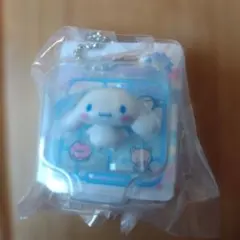 【匿名配送】サンリオ パッケージミニチュアコレクション シナモンロール