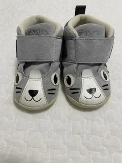 ASICS スニーカー　13.5