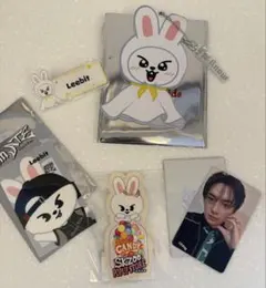 スキズ リノ てるてる 特典トレカ 会場特典シール リービット FCくじ バッチ