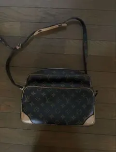 Louis Vuitton モノグラム ショルダーバッグ