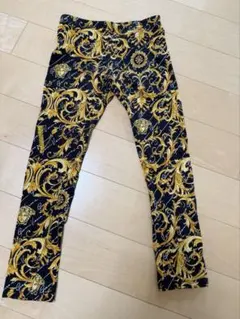 VERSACE ブラックレギンス 14A 164センチ。未使用保管品。 - メルカリ