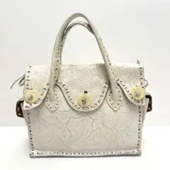 カービングトライブス　ハンドバッグ マエストラ ホワイト 白　S