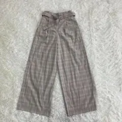 ▽GUジーユー▽グレンチェックワイドパンツSベージュ ベルト付き　タックパンツ