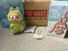 POP MART PIN FOR LOVE ぬいぐるみキーホルダー　ラブブV