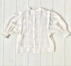 美品　リリーブラウン Lilly Brown シアーチェックブラウス アイボリーのサムネイル