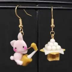 餅つきうさぎピアス（ピンク）