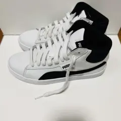 PUMA ハイカットスニーカー ホワイト/ブラック