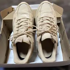 Item thumbnail for item 4070f96c-4ef3-4fcf-a413-ffa75d2140bc