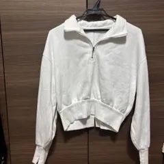 GU ハーフジップ クロップドスウェット